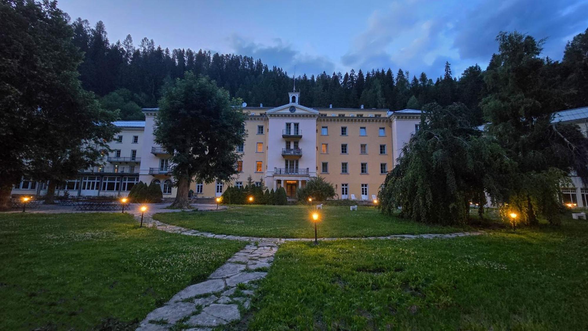 Scuol Palace - Culture, Nature & Health 外观 照片